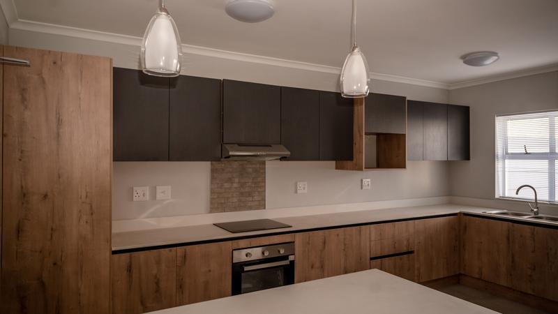 To Let 3 Bedroom Property for Rent in Langeberg Ridge Western Cape